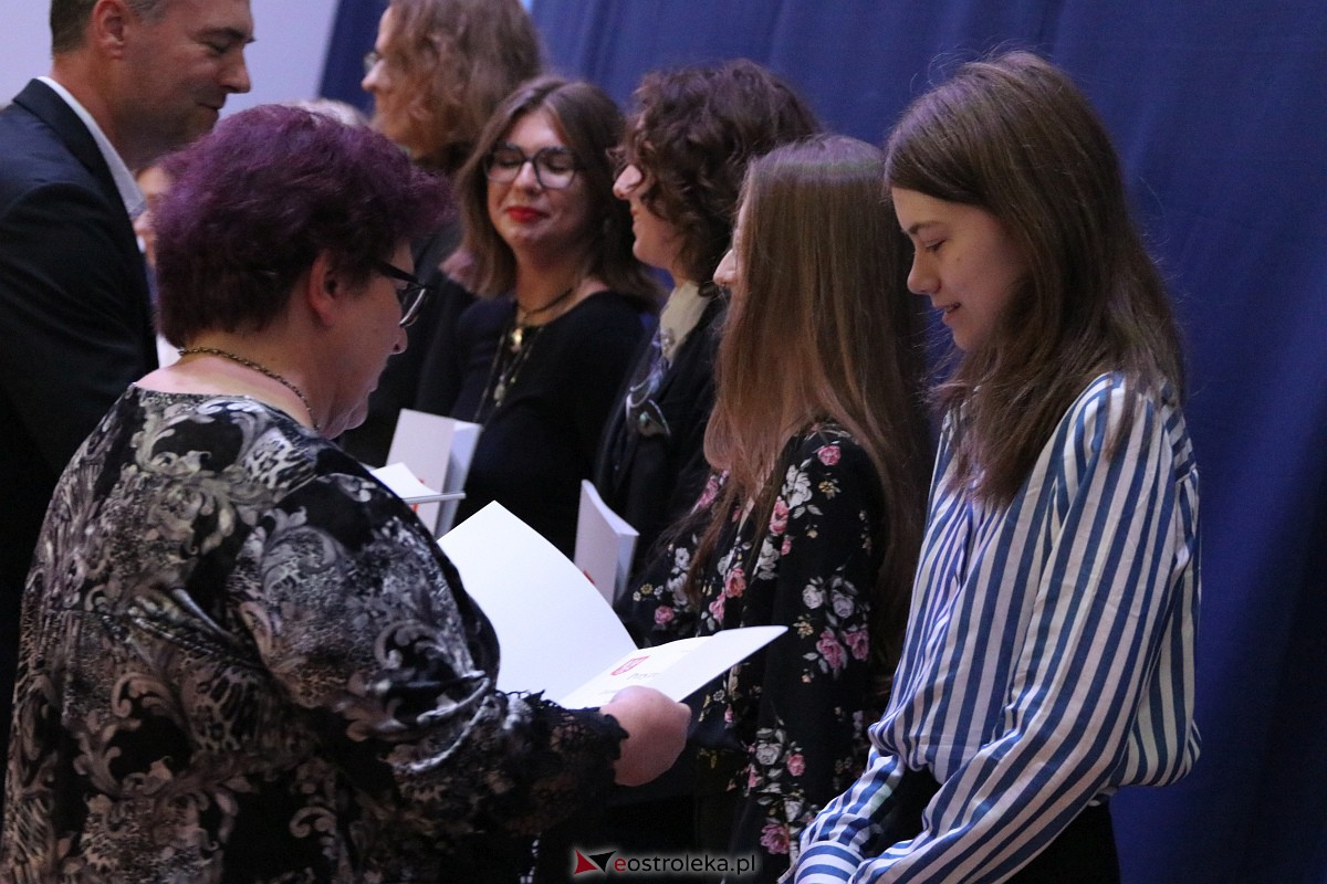 Samorządowa Gala Uczniowska 2023 [14.09.2023] - zdjęcie #11 - eOstroleka.pl