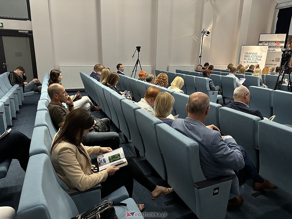 Konferencja w Kadzidle: Fundusze europejskie szansą dla subregionu ostrołęckiego [15.09.2023] - zdjęcie #28 - eOstroleka.pl