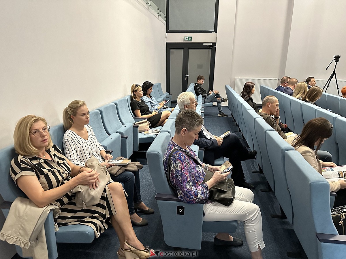 Konferencja w Kadzidle: Fundusze europejskie szansą dla subregionu ostrołęckiego [15.09.2023] - zdjęcie #27 - eOstroleka.pl