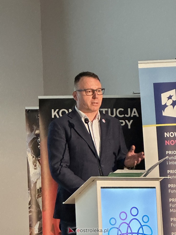 Konferencja w Kadzidle: Fundusze europejskie szansą dla subregionu ostrołęckiego [15.09.2023] - zdjęcie #15 - eOstroleka.pl
