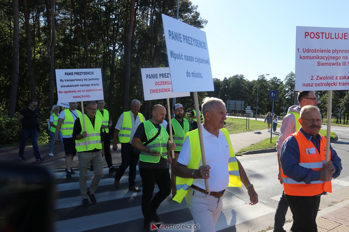 Protest transportowców w Ostrołęce [15.09.2023] - zdjęcie #40 - eOstroleka.pl