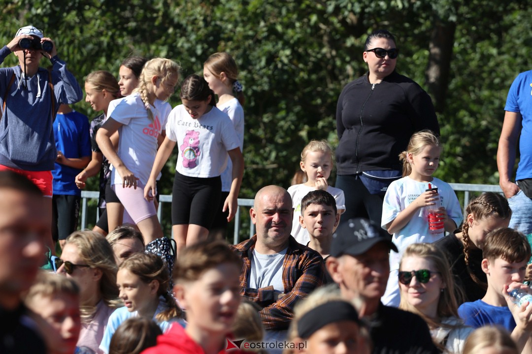 XXIV BIEGI PRZEŁAJOWE O PUCHAR MARSZAŁKA WOJEWÓDZTWA MAZOWIECKIEGO I WÓJTA GMINY LELIS [16.09.2023] - zdjęcie #230 - eOstroleka.pl