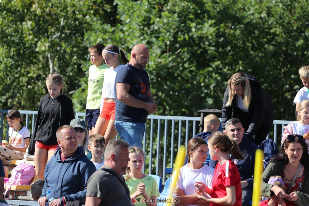XXIV BIEGI PRZEŁAJOWE O PUCHAR MARSZAŁKA WOJEWÓDZTWA MAZOWIECKIEGO I WÓJTA GMINY LELIS [16.09.2023] - zdjęcie #159 - eOstroleka.pl