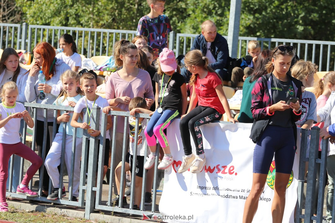 XXIV BIEGI PRZEŁAJOWE O PUCHAR MARSZAŁKA WOJEWÓDZTWA MAZOWIECKIEGO I WÓJTA GMINY LELIS [16.09.2023] - zdjęcie #140 - eOstroleka.pl