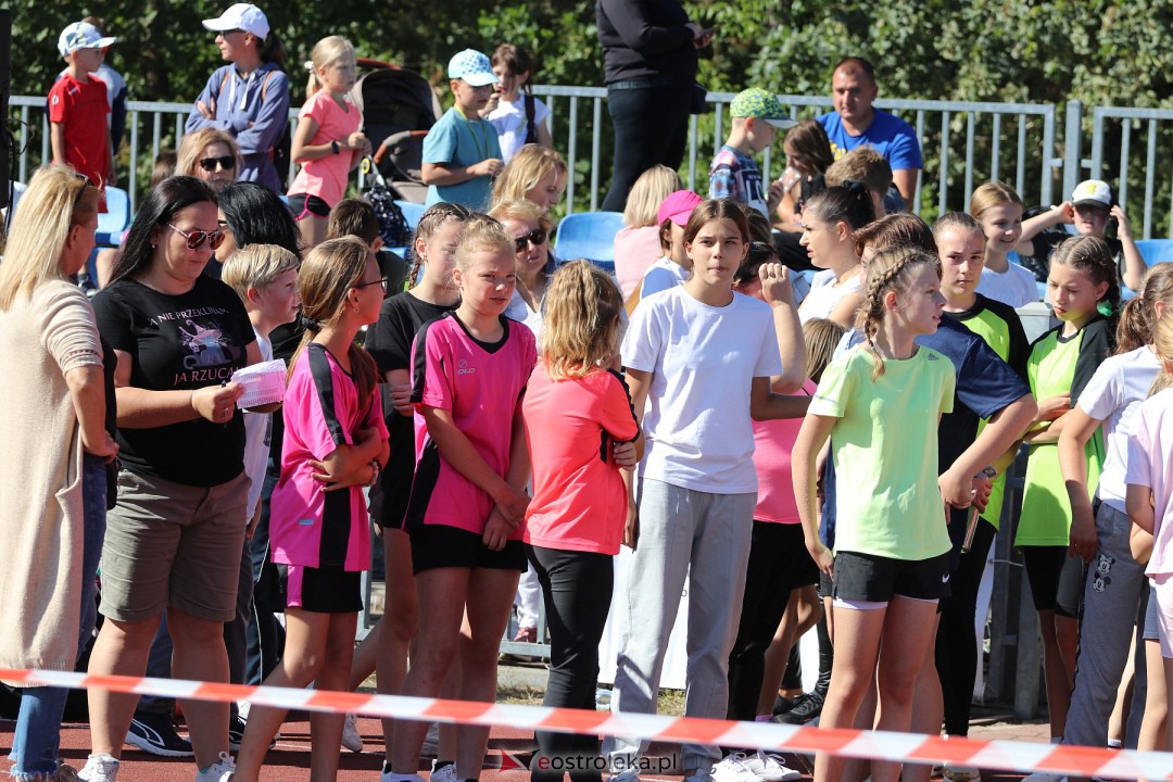 XXIV BIEGI PRZEŁAJOWE O PUCHAR MARSZAŁKA WOJEWÓDZTWA MAZOWIECKIEGO I WÓJTA GMINY LELIS [16.09.2023] - zdjęcie #70 - eOstroleka.pl