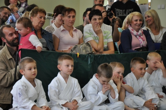 Najmłodsi Gladiatorzy walczyli o medale - zdjęcie #6 - eOstroleka.pl