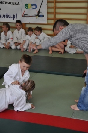 Najmłodsi Gladiatorzy walczyli o medale - zdjęcie #16 - eOstroleka.pl