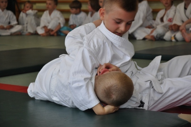 Najmłodsi Gladiatorzy walczyli o medale - zdjęcie #8 - eOstroleka.pl