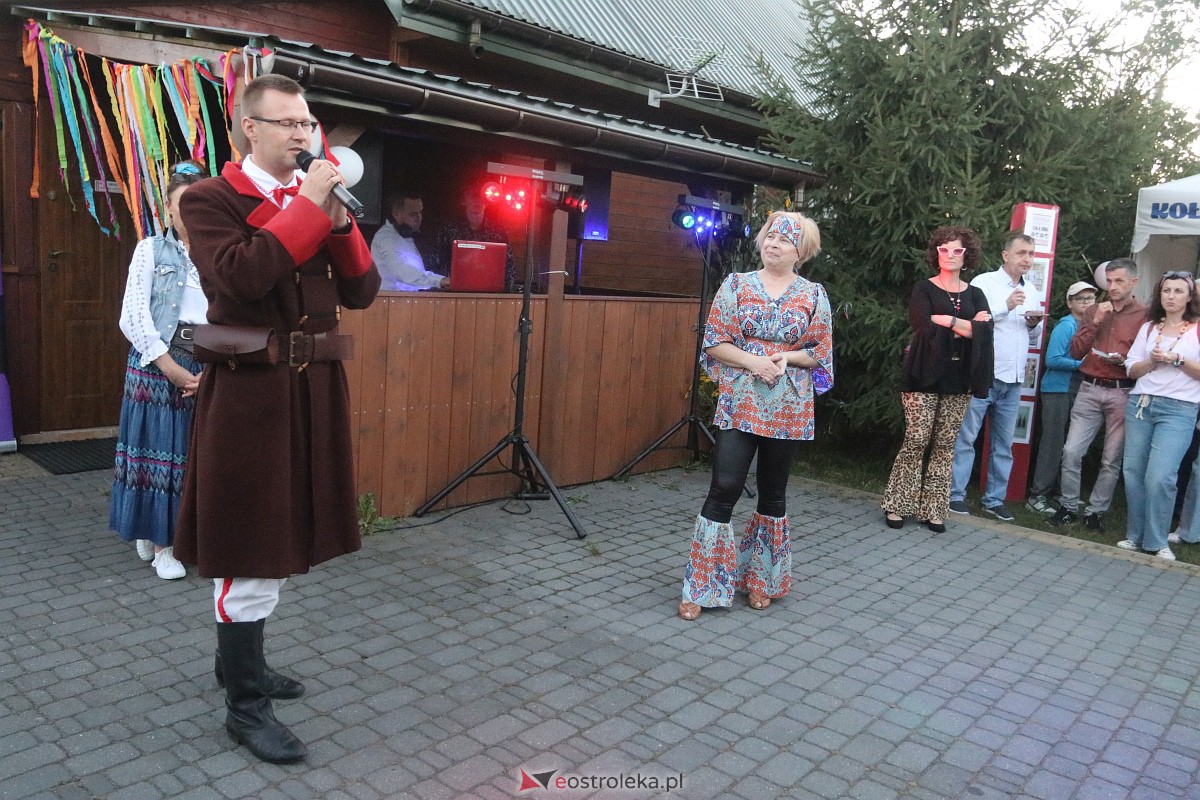 Potańcówka w stylu PRL w Dzbeninie [16.09.2023] - zdjęcie #34 - eOstroleka.pl