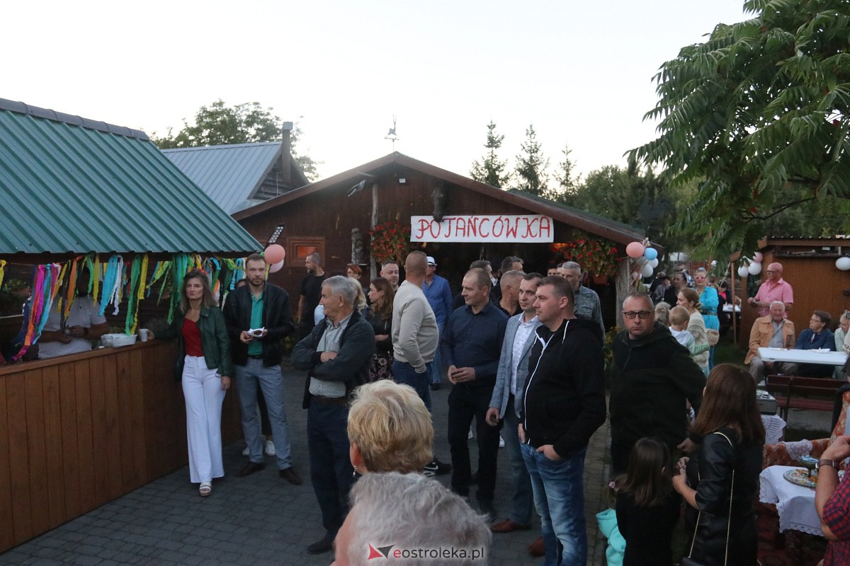 Potańcówka w stylu PRL w Dzbeninie [16.09.2023] - zdjęcie #29 - eOstroleka.pl