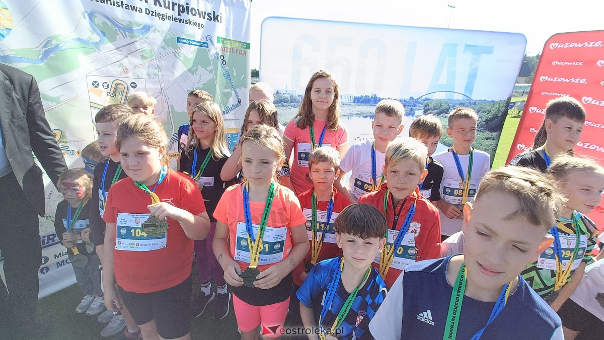 Półmaraton Kurpiowski 2023 - bieg dzieci i młodzieży [17.09.2023] - zdjęcie #18 - eOstroleka.pl