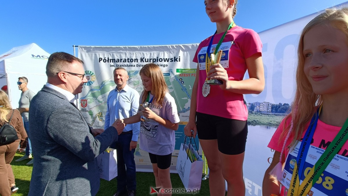 Półmaraton Kurpiowski 2023 - bieg dzieci i młodzieży [17.09.2023] - zdjęcie #209 - eOstroleka.pl