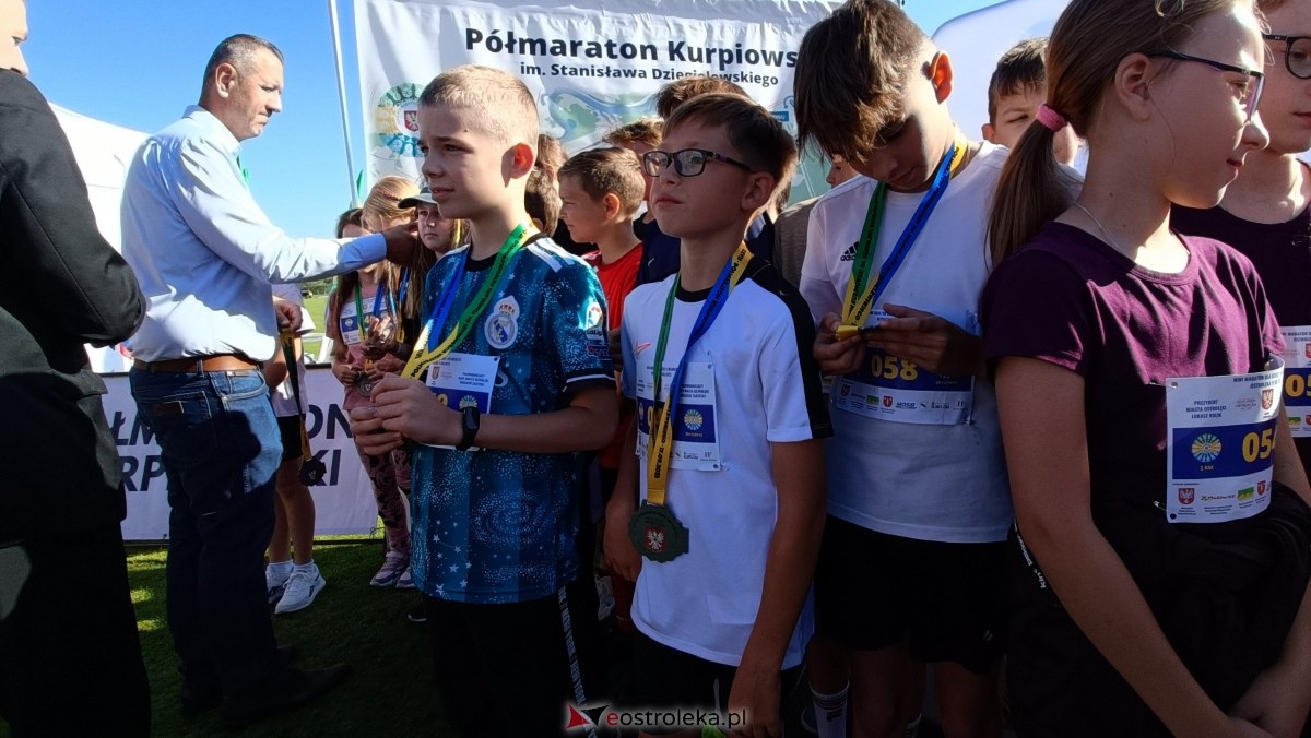 Półmaraton Kurpiowski 2023 - bieg dzieci i młodzieży [17.09.2023] - zdjęcie #190 - eOstroleka.pl