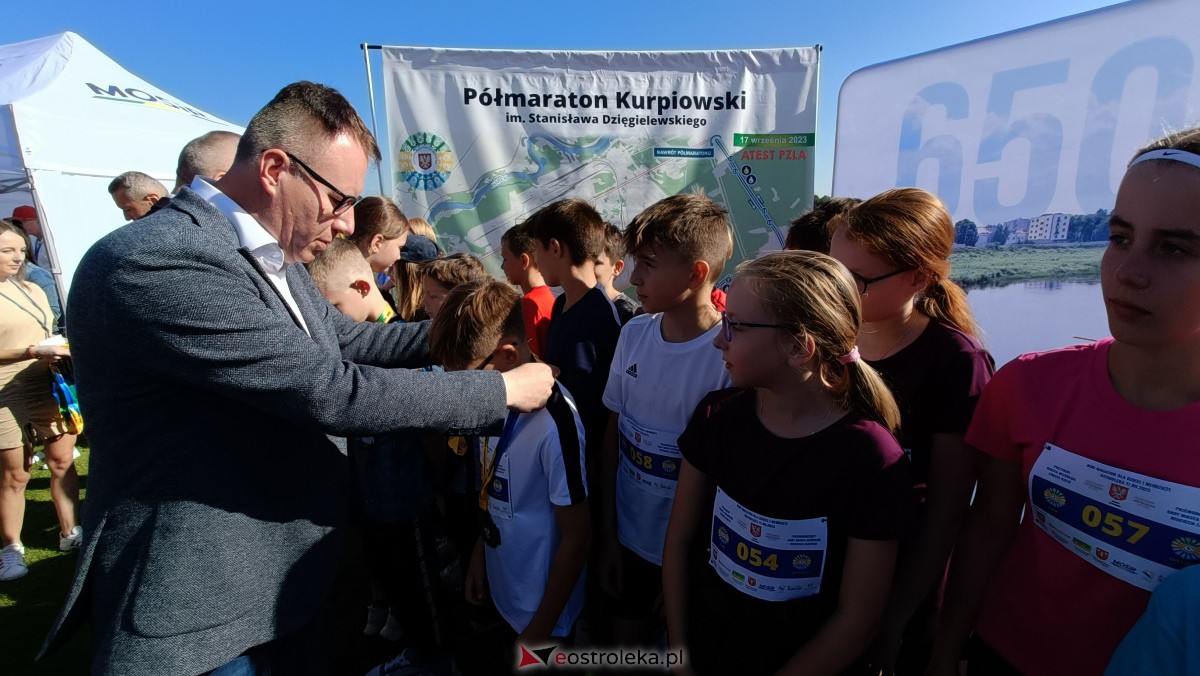 Półmaraton Kurpiowski 2023 - bieg dzieci i młodzieży [17.09.2023] - zdjęcie #186 - eOstroleka.pl
