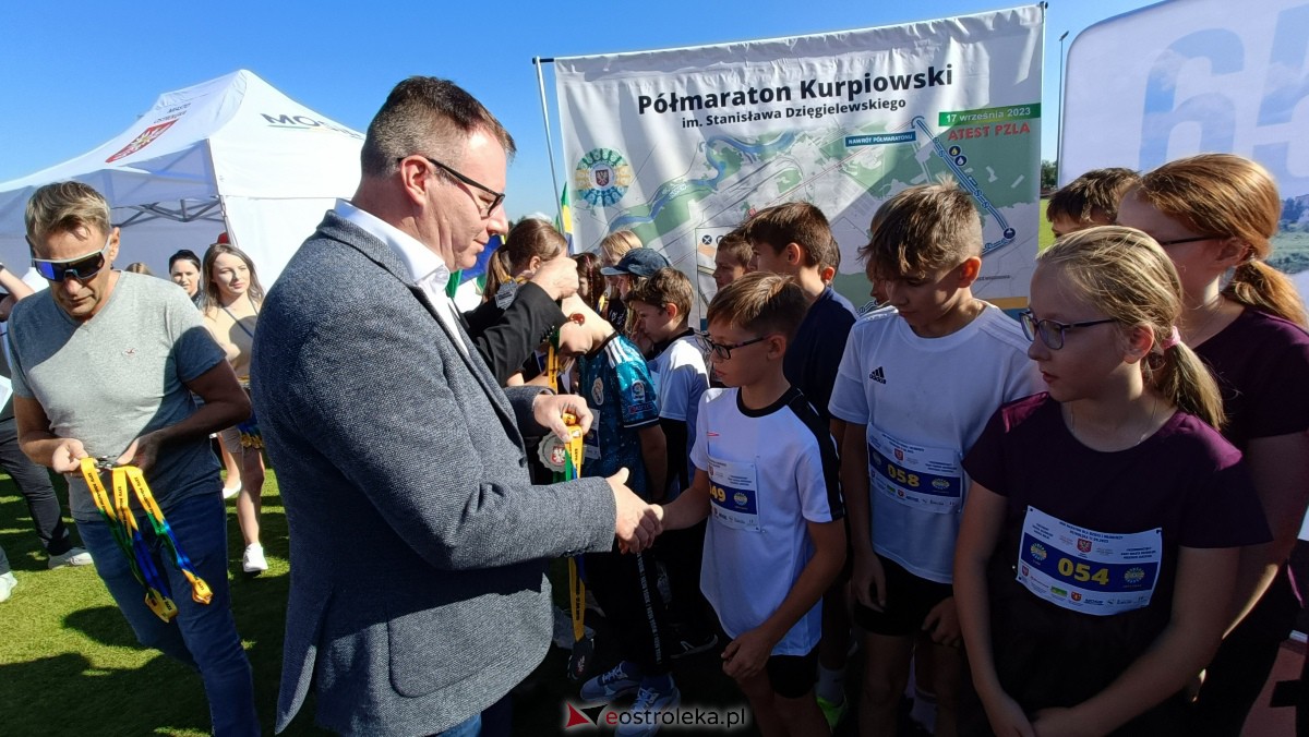 Półmaraton Kurpiowski 2023 - bieg dzieci i młodzieży [17.09.2023] - zdjęcie #185 - eOstroleka.pl