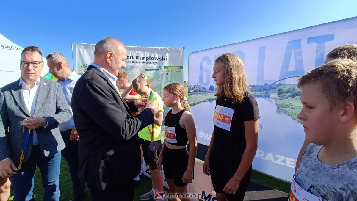 Półmaraton Kurpiowski 2023 - bieg dzieci i młodzieży [17.09.2023] - zdjęcie #145 - eOstroleka.pl