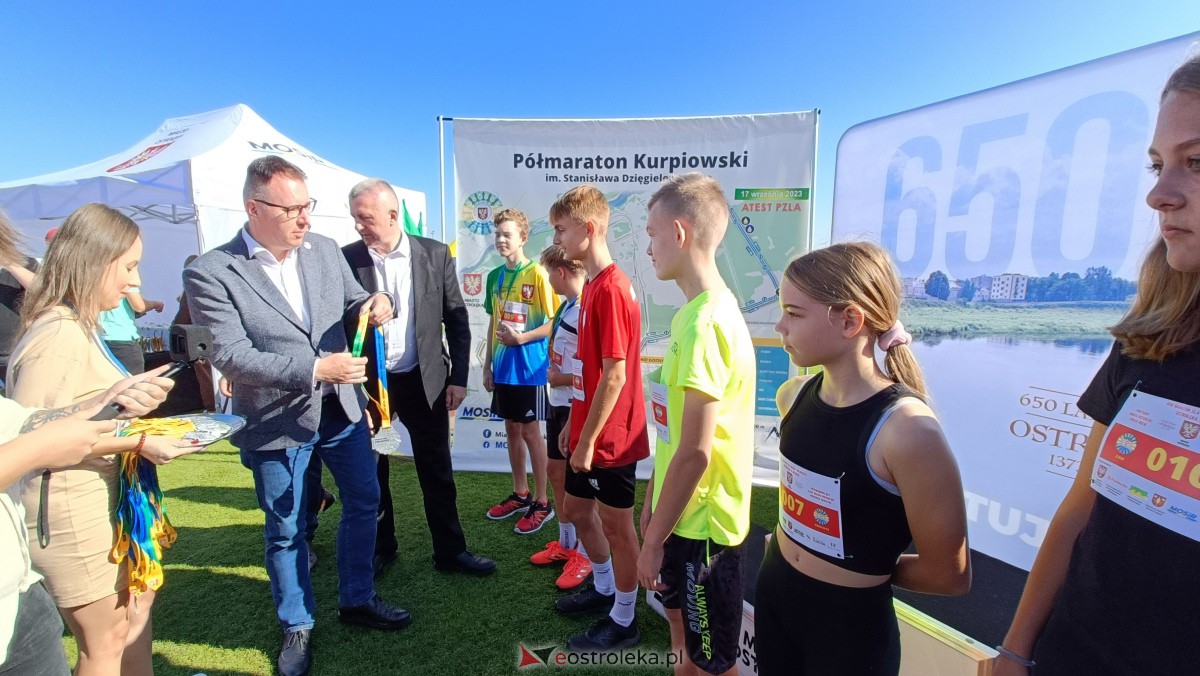 Półmaraton Kurpiowski 2023 - bieg dzieci i młodzieży [17.09.2023] - zdjęcie #135 - eOstroleka.pl