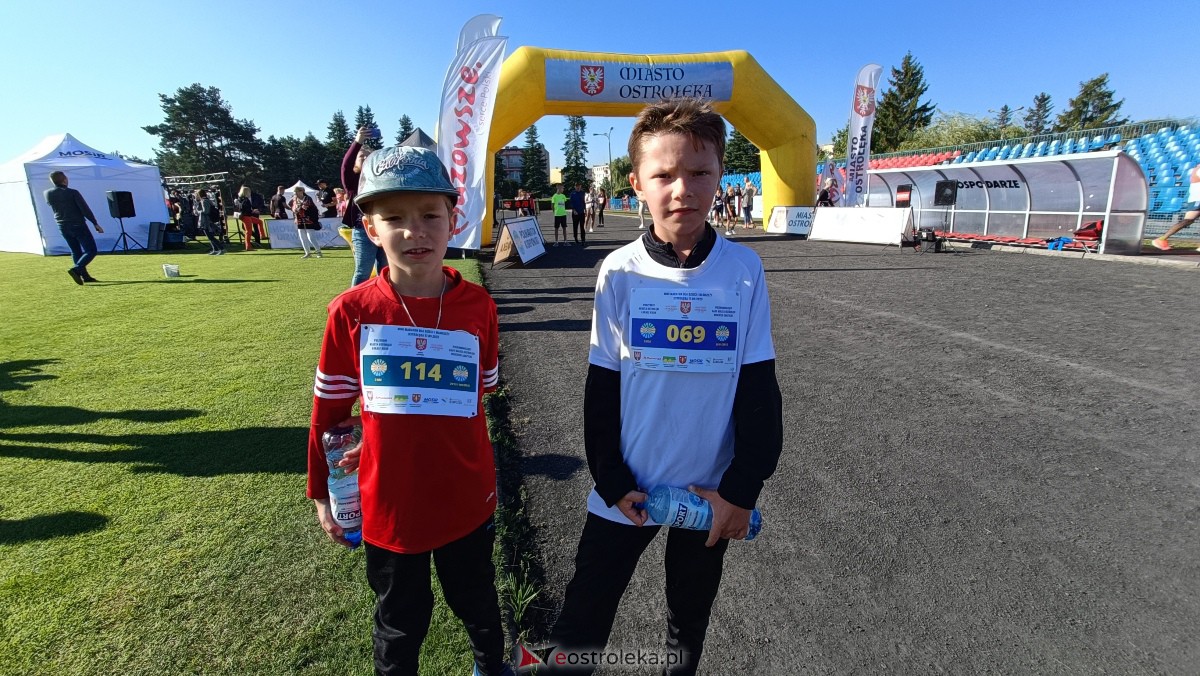 Półmaraton Kurpiowski 2023 - bieg dzieci i młodzieży [17.09.2023] - zdjęcie #156 - eOstroleka.pl