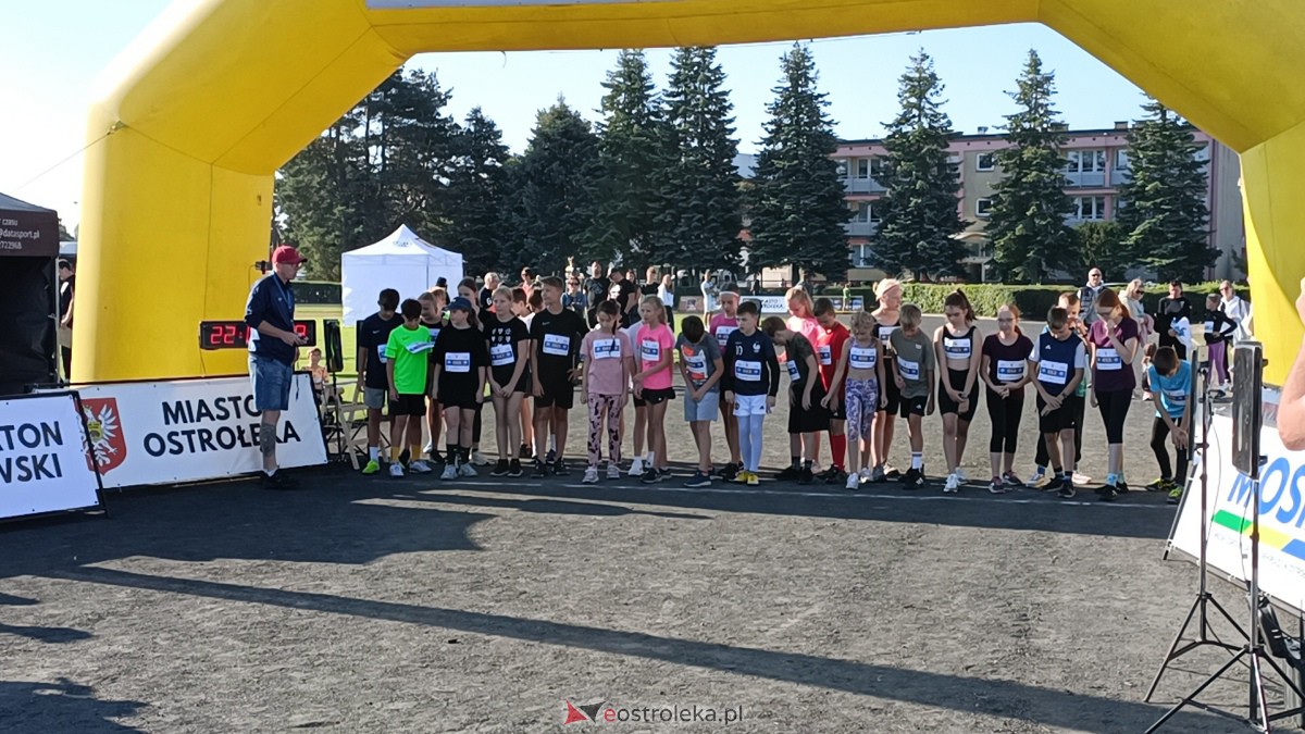 Półmaraton Kurpiowski 2023 - bieg dzieci i młodzieży [17.09.2023] - zdjęcie #85 - eOstroleka.pl