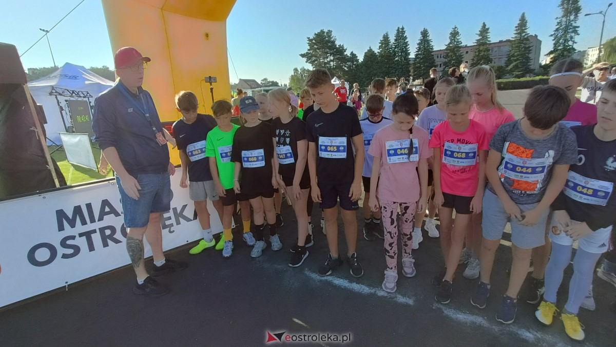 Półmaraton Kurpiowski 2023 - bieg dzieci i młodzieży [17.09.2023] - zdjęcie #84 - eOstroleka.pl
