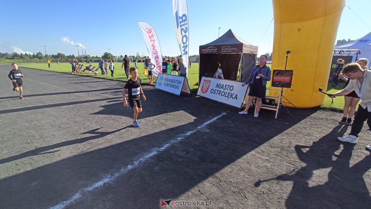 Półmaraton Kurpiowski 2023 - bieg dzieci i młodzieży [17.09.2023] - zdjęcie #50 - eOstroleka.pl