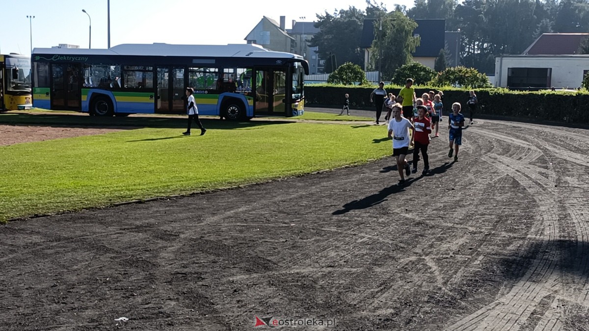 Półmaraton Kurpiowski 2023 - bieg dzieci i młodzieży [17.09.2023] - zdjęcie #28 - eOstroleka.pl