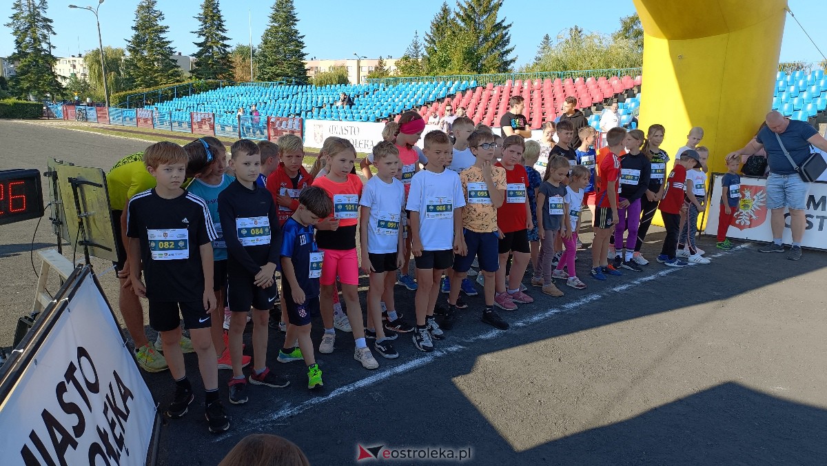 Półmaraton Kurpiowski 2023 - bieg dzieci i młodzieży [17.09.2023] - zdjęcie #19 - eOstroleka.pl