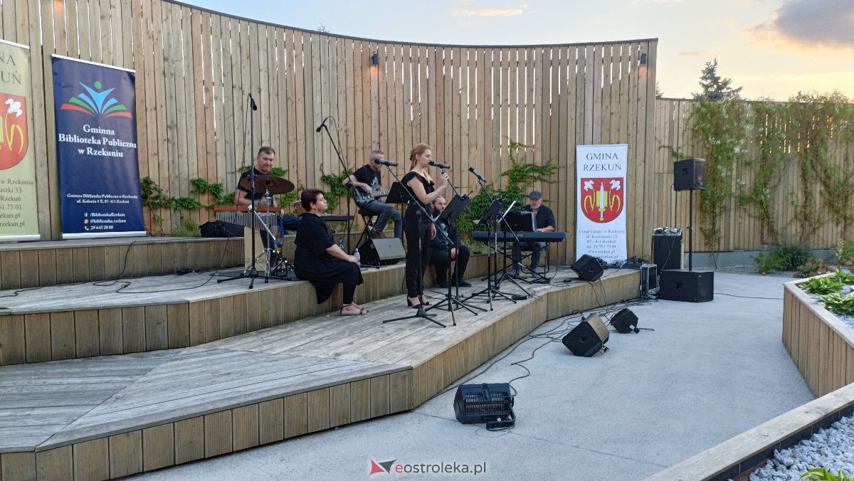 Muzyczne Lato w Tężni. Koncert Tadeusza Kowalewskiego i jego gości [17.09.2023] - zdjęcie #28 - eOstroleka.pl