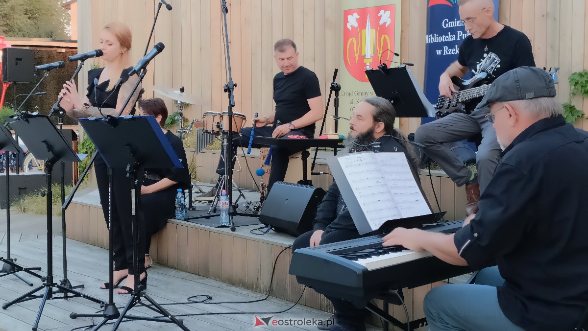 Muzyczne Lato w Tężni. Koncert Tadeusza Kowalewskiego i jego gości [17.09.2023] - zdjęcie #16 - eOstroleka.pl