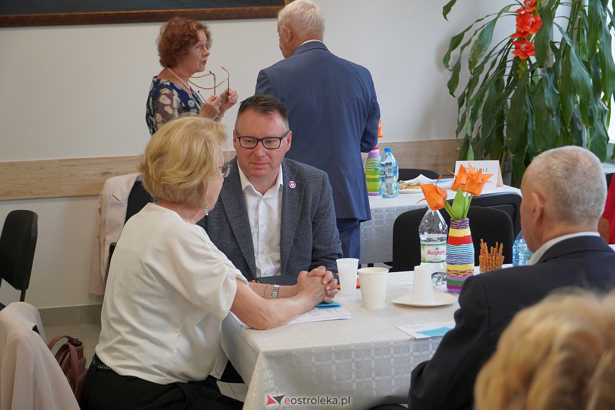 Walne zebranie PZERiI Oddział Rejonowy w Ostrołęce. Medal Pro Masovia dla przewodniczącej Krystyny Sokołowskiej [19.09.2023] - zdjęcie #35 - eOstroleka.pl