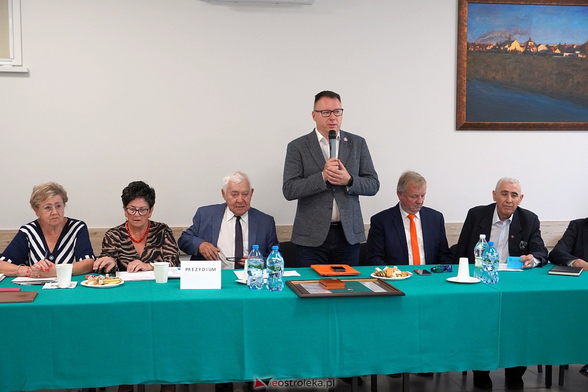 Walne zebranie PZERiI Oddział Rejonowy w Ostrołęce. Medal Pro Masovia dla przewodniczącej Krystyny Sokołowskiej [19.09.2023] - zdjęcie #17 - eOstroleka.pl