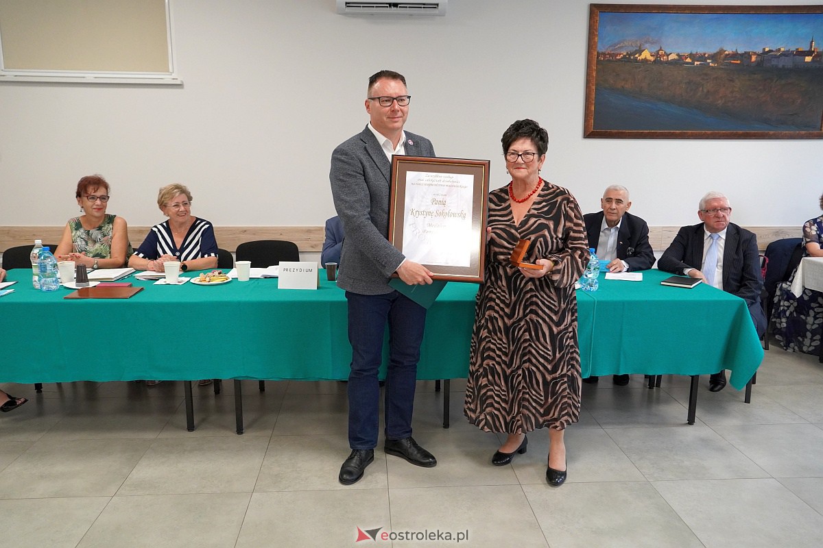 Walne zebranie PZERiI Oddział Rejonowy w Ostrołęce. Medal Pro Masovia dla przewodniczącej Krystyny Sokołowskiej [19.09.2023] - zdjęcie #10 - eOstroleka.pl
