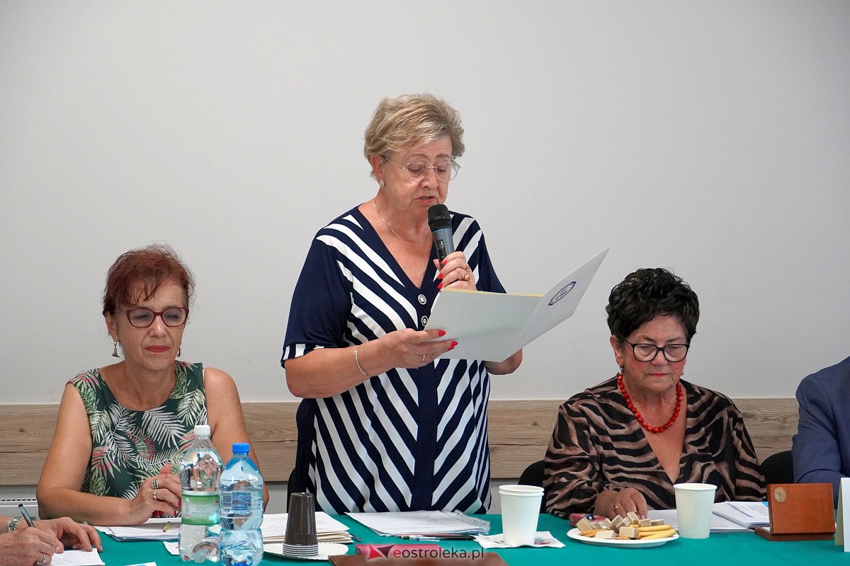 Walne zebranie PZERiI Oddział Rejonowy w Ostrołęce. Medal Pro Masovia dla przewodniczącej Krystyny Sokołowskiej [19.09.2023] - zdjęcie #4 - eOstroleka.pl