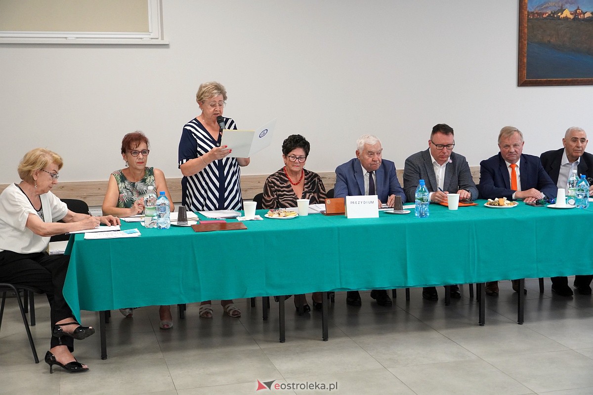 Walne zebranie PZERiI Oddział Rejonowy w Ostrołęce. Medal Pro Masovia dla przewodniczącej Krystyny Sokołowskiej [19.09.2023] - zdjęcie #3 - eOstroleka.pl