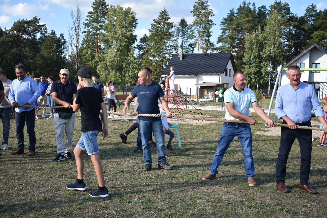 Piknik rodzinny z jubileuszem KGW w Drężku - zdjęcie #42 - eOstroleka.pl