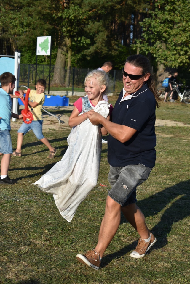 Piknik rodzinny z jubileuszem KGW w Drężku - zdjęcie #36 - eOstroleka.pl