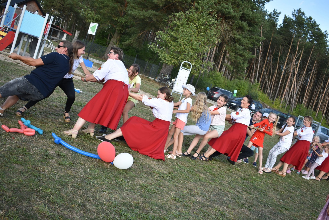 Piknik rodzinny z jubileuszem KGW w Drężku - zdjęcie #14 - eOstroleka.pl