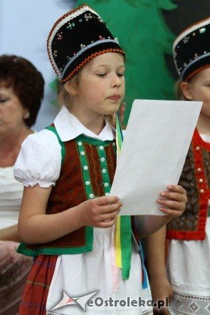 Dzień Mamy i Taty w Przedszkolu nr 1 w Ostrołęce  - zdjęcie #12 - eOstroleka.pl