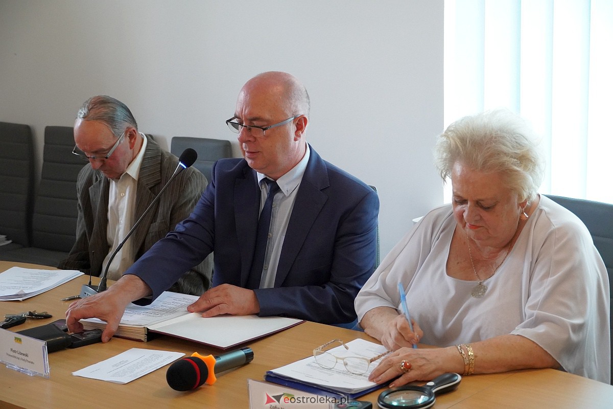 LXV sesji Rady Powiatu w Ostrołęce [20.09.2023] - zdjęcie #15 - eOstroleka.pl