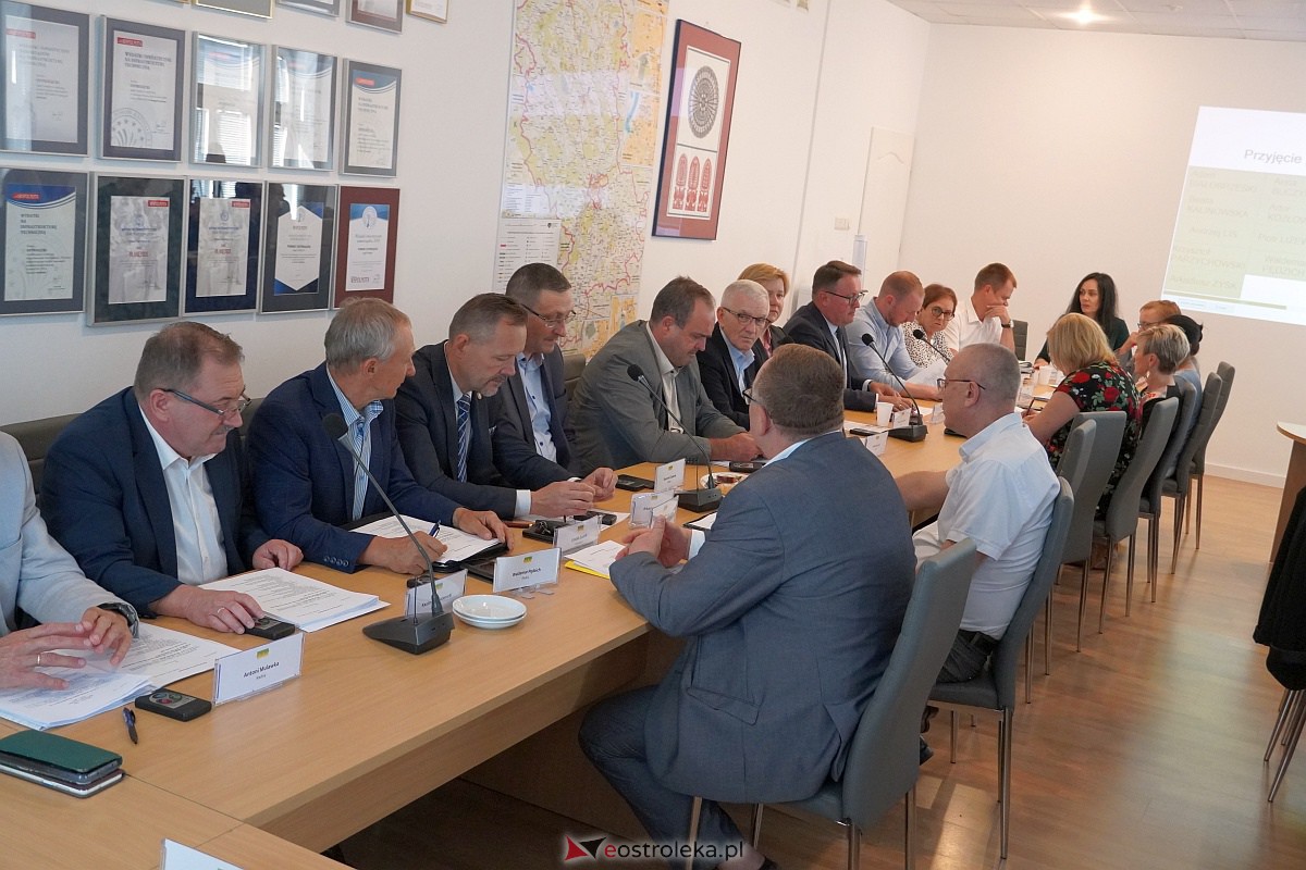 LXV sesji Rady Powiatu w Ostrołęce [20.09.2023] - zdjęcie #14 - eOstroleka.pl