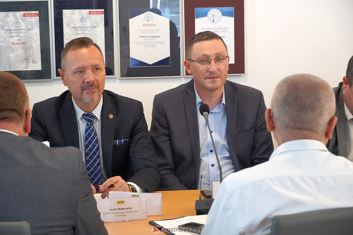 LXV sesji Rady Powiatu w Ostrołęce [20.09.2023] - zdjęcie #9 - eOstroleka.pl