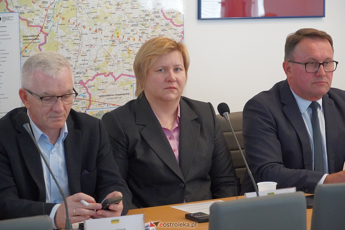 LXV sesji Rady Powiatu w Ostrołęce [20.09.2023] - zdjęcie #8 - eOstroleka.pl