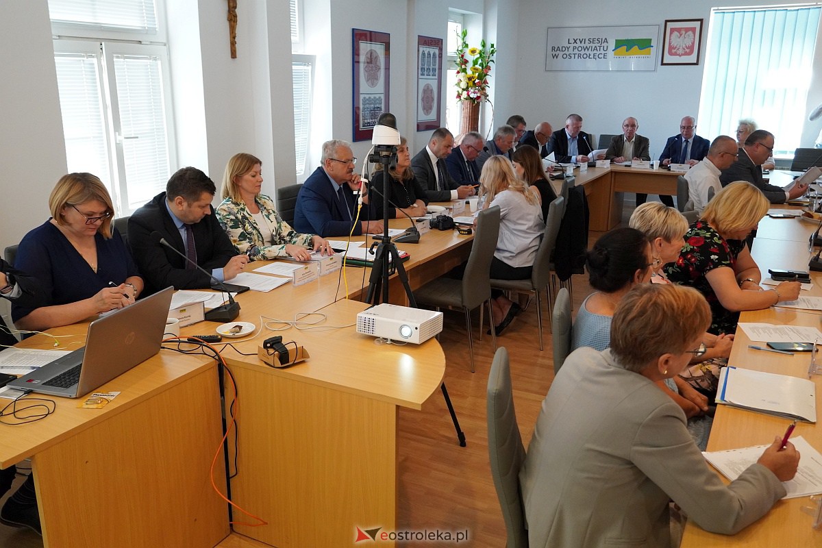 LXV sesji Rady Powiatu w Ostrołęce [20.09.2023] - zdjęcie #29 - eOstroleka.pl
