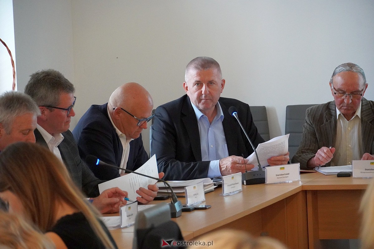 LXV sesji Rady Powiatu w Ostrołęce [20.09.2023] - zdjęcie #2 - eOstroleka.pl