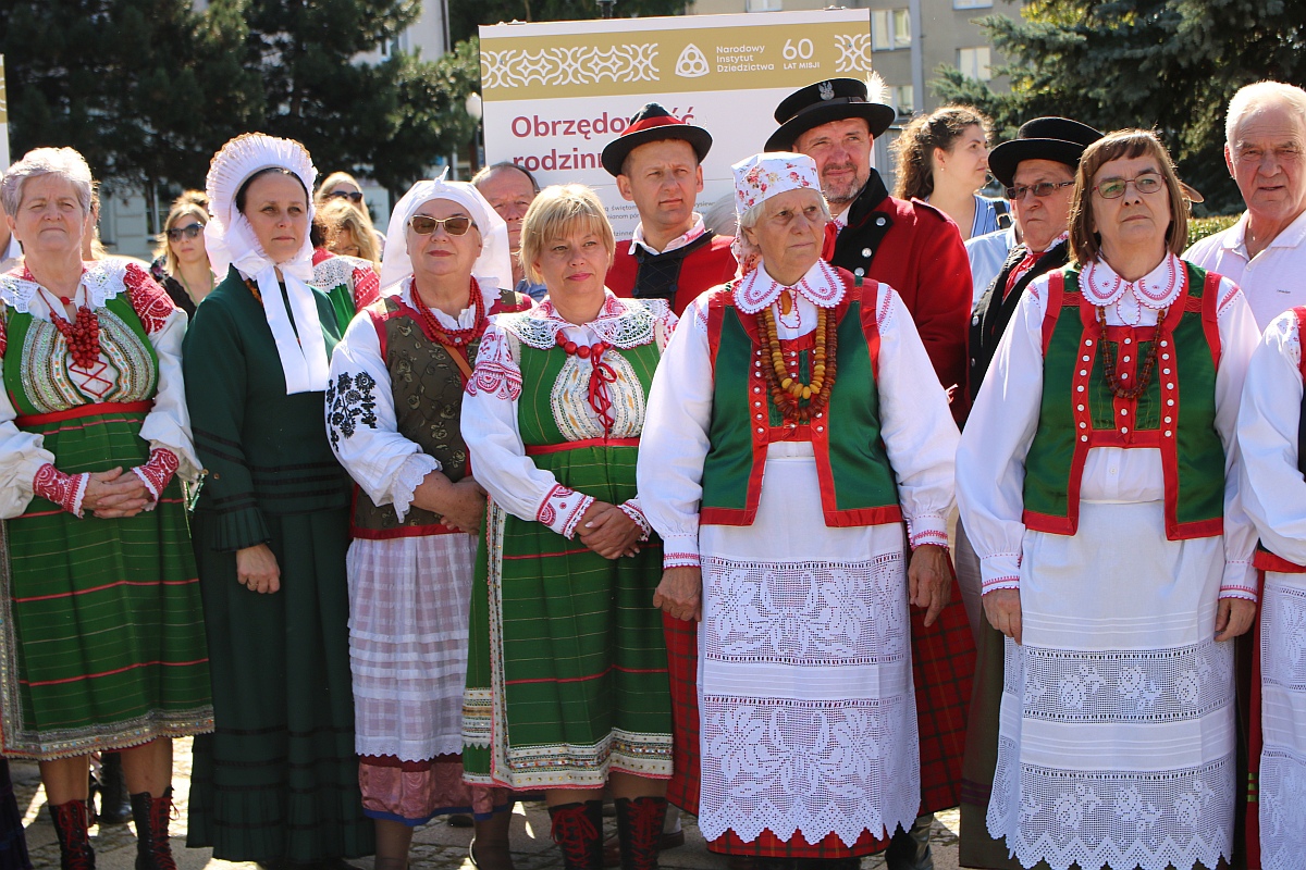wernisaż wystawy Muzeum Kultury Kurpiowskiej - zdjęcie #123 - eOstroleka.pl