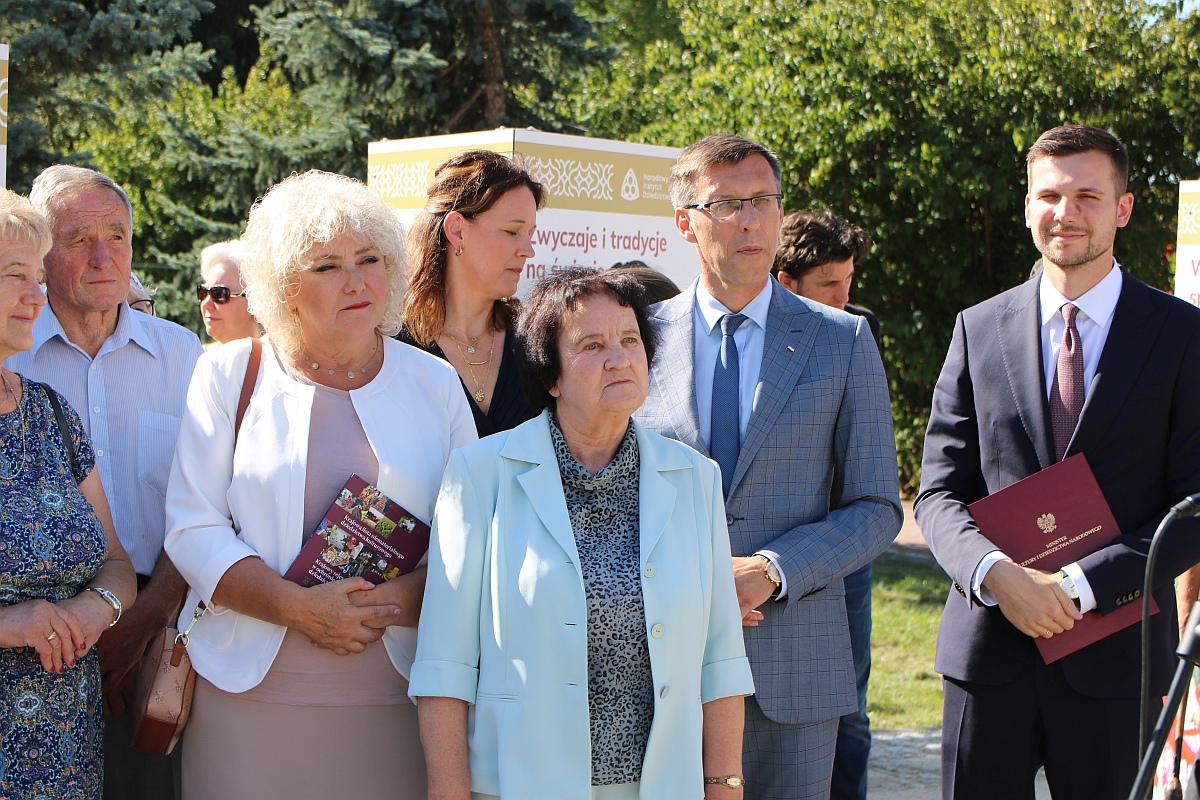wernisaż wystawy Muzeum Kultury Kurpiowskiej - zdjęcie #121 - eOstroleka.pl