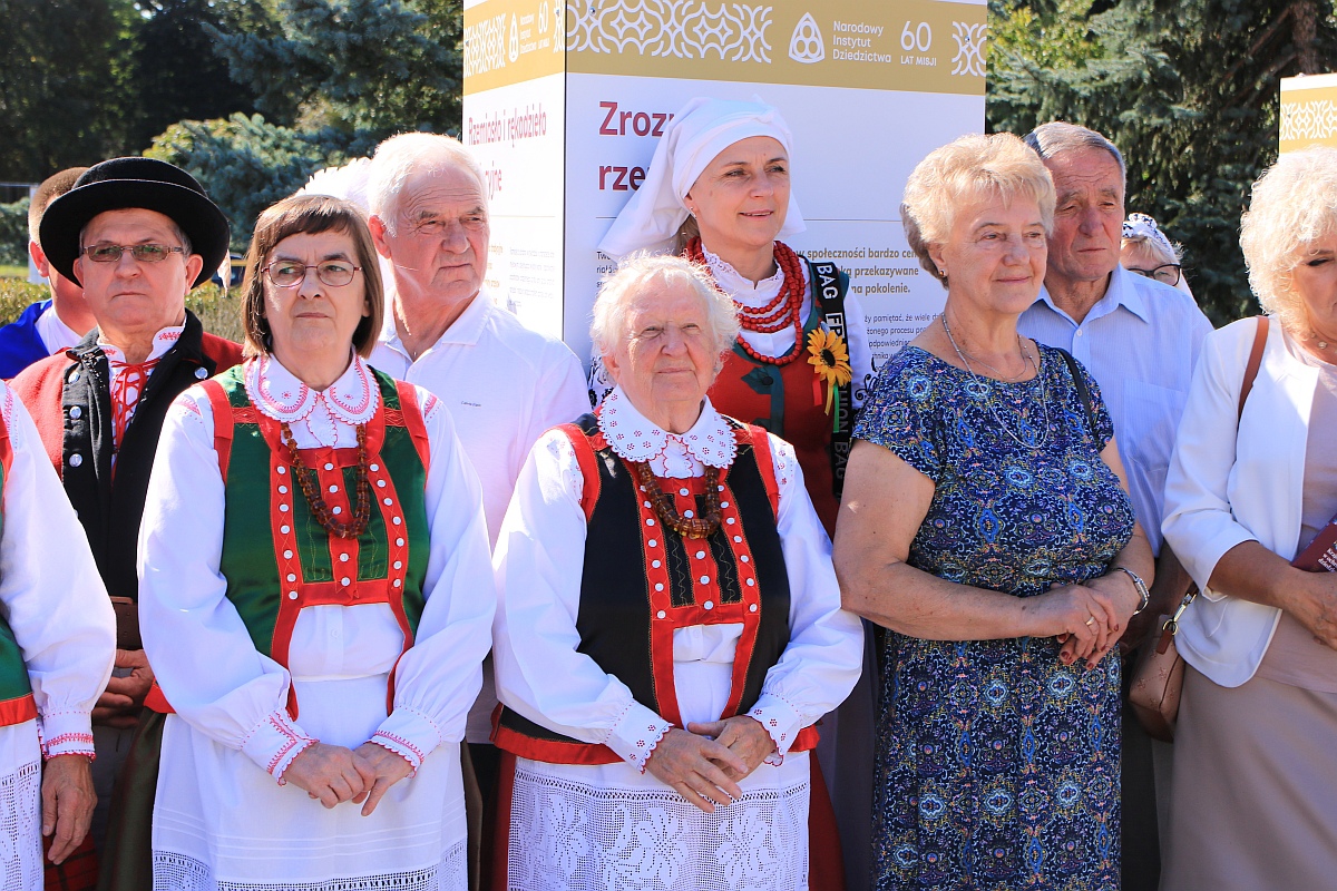 wernisaż wystawy Muzeum Kultury Kurpiowskiej - zdjęcie #110 - eOstroleka.pl