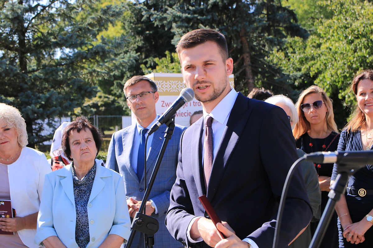 wernisaż wystawy Muzeum Kultury Kurpiowskiej - zdjęcie #103 - eOstroleka.pl