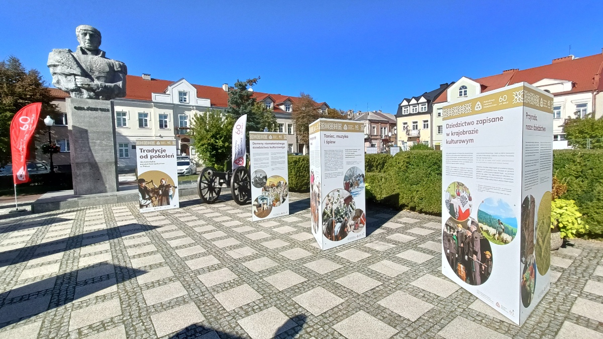 wernisaż wystawy Muzeum Kultury Kurpiowskiej - zdjęcie #77 - eOstroleka.pl