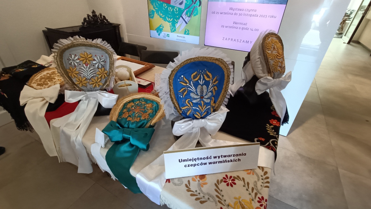 wernisaż wystawy Muzeum Kultury Kurpiowskiej - zdjęcie #37 - eOstroleka.pl
